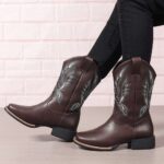 Tall Boots New Autumn/Winter Collection: Western-Style Plus-Size Mid-Calf Boots with Chunky Heels and Embroidery