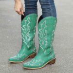 Tall Boots New Autumn/Winter Export Style Women's Footwear (Wish): Plus-Size, Embroidered, Pointed-Toe Leather Boots — Women's Knee-High Riding Boots