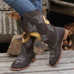 Tall Boots New Autumn/Winter Collection: Western-Style Women's Fashion Boots — Chunky Heel, Plus Sizes, Embroidered Design
