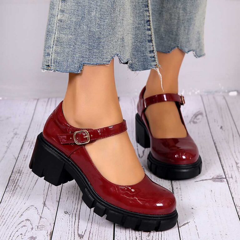 Sandals 2026 Summer New Arrivals: Stylish Western-Style Women's Fashion Flats—Plus Size, Block Heel, Round Toe, Buckle Closure