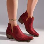 Ankle Boots 2026 Spring New Arrivals: Women's Embroidered Ankle Boots — Retro Ethnic Style, Block Heel, Western Cowboy-Style Footwear