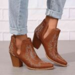 Ankle Boots 2026 Spring Foreign Trade Collection: Plus-Size Retro Women's Footwear—Black Embroidered Wedge Leather Boots