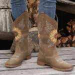 Tall Boots New Autumn/Winter Collection: Western-Style Women's Fashion Boots — Chunky Heel, Plus Sizes, Embroidered Design