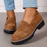 Loafers 2026 Spring Collection: Women's Plus-Size Footwear — Chunky-Heel Pumps & Loafers (Export Style)